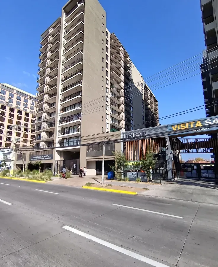 Edificio en La Florida, entrega inmediata bono pie