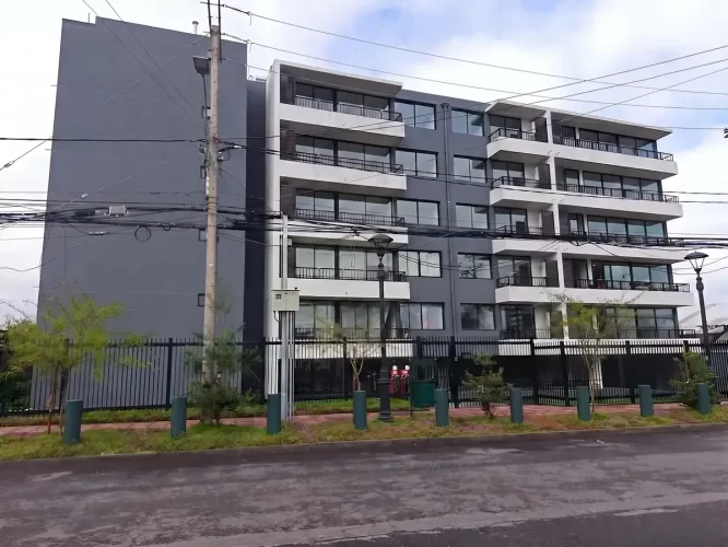 Edigficio en La Cisterna departamento entrega inmediata