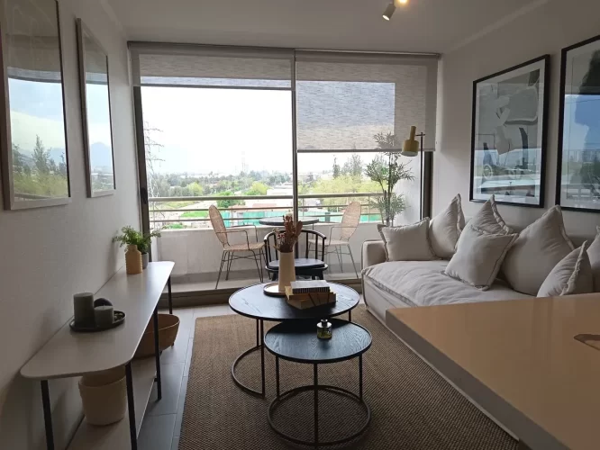 Living comedor vista balcon venta departamento en Macul bono pie