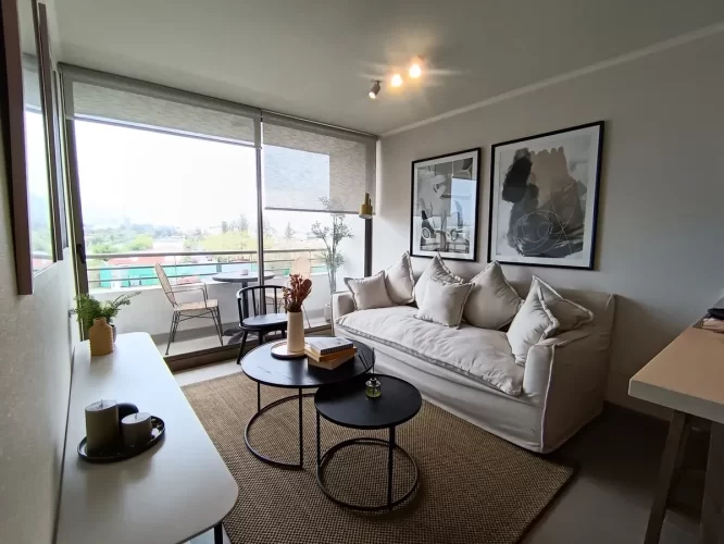 Living comedor vista balcon venta departamento en Macul bono pie