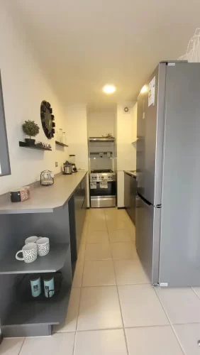 Cocina amoblada departamento Quinta Normal entrega Inmediata con bono pie metro linea 7