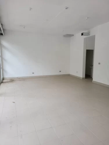 Venta Local Comercial Rancagua con bono pie mirada local interior entrada bodega venta vende Varpropiedades