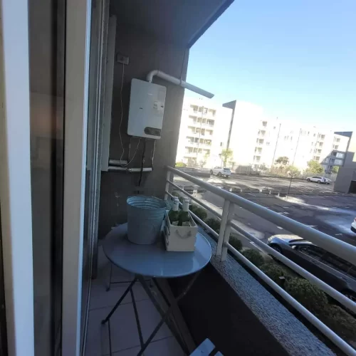 Balcon departamento entrega inmediata en independencia vende Varpropiedades sin comisiones