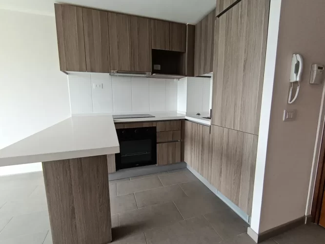 Cocina vista del frente departamento venta Macul bono pie
