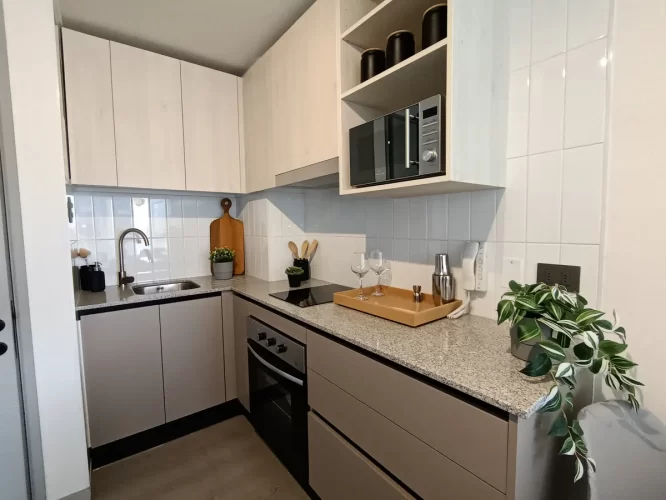 Cocina con muebles de cocina Departamento1 domiitorio 1 baño en La Florida entrega inmediata compra con auyuda para el pie