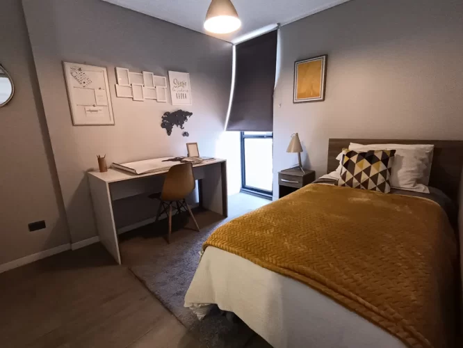Segundo dormitorio, cama 2 plazas departamento Estación Central, venta con bono pie y tasa rebajada, vende Varpropiedades