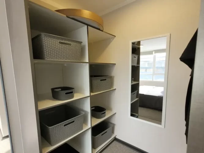 Walking closet interior departamento Quinta Normal sin ahorros