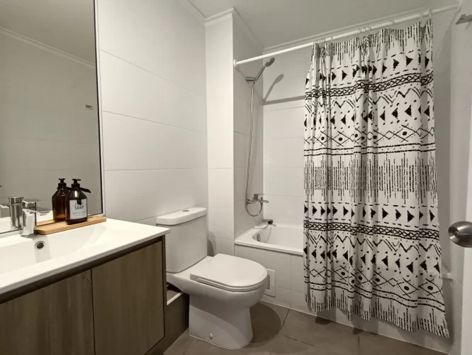 Baño Departamento 2d2b Mariposa venta La Florida ayuda al pie