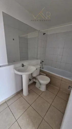 Baño con conexion lavadora departamento venta con bono pie Quinta Normal