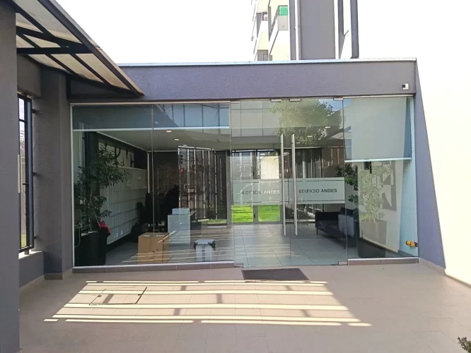 Entrada conserjería venat con bono pie Quintas Normal vende Varpropiedades