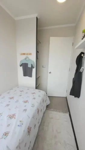 Closet tercer dormitorio departamento Quinta Normal entrega Inmediata con bono pie metro linea 7
