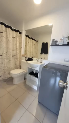 Baño conexion lavadora departamento Quinta Normal entrega Inmediata con bono pie metro linea 7